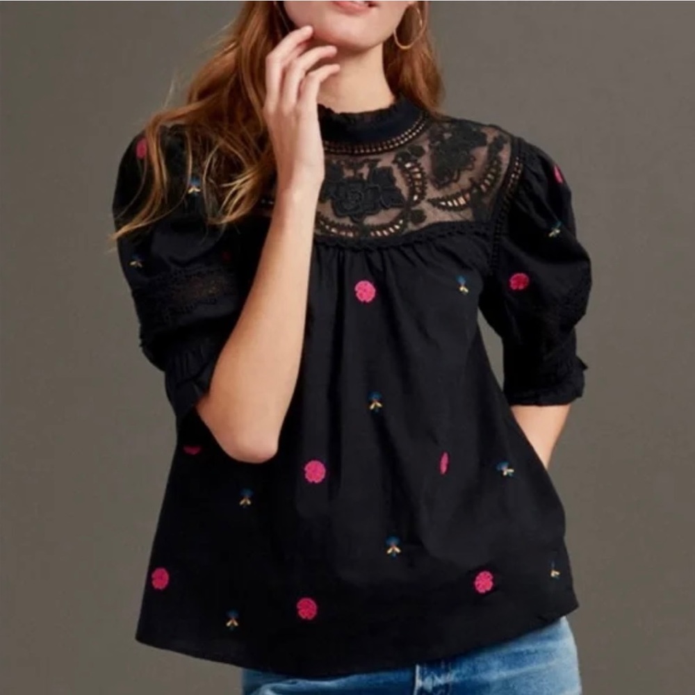 Anthropologie Maeve Emroidered Alice Top Size Small